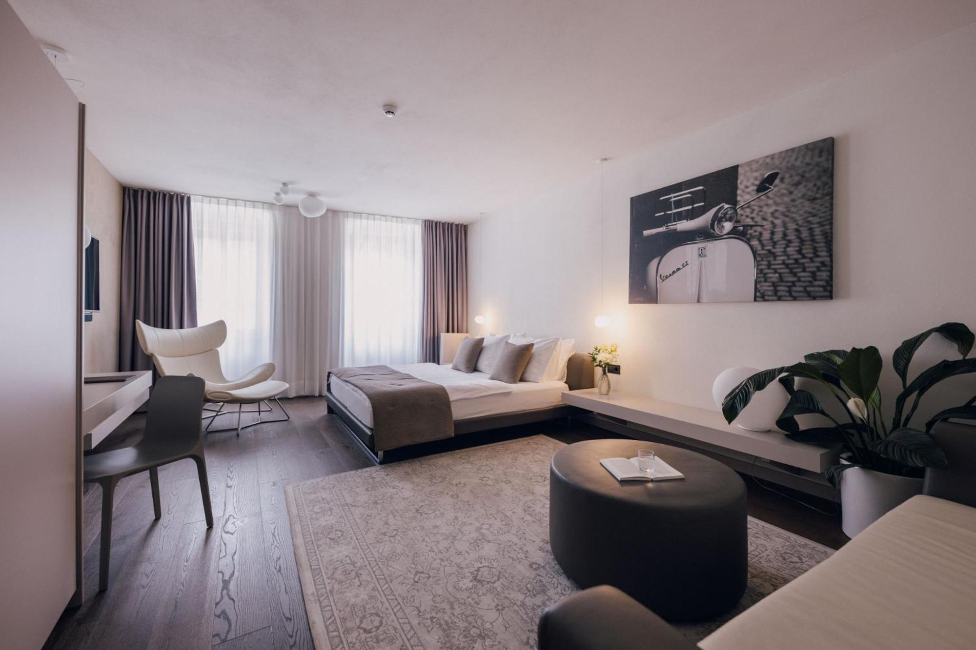 Guesthouse Suiteseven Мерано Экстерьер фото